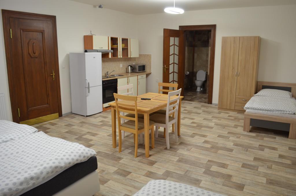 Penzion Jungmannova Šluknov Zimmer foto