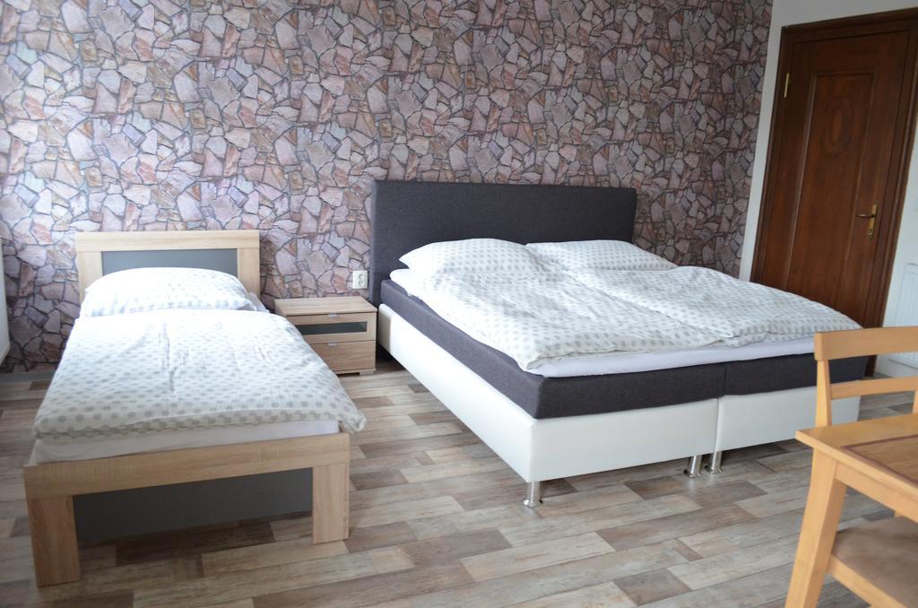 Penzion Jungmannova Šluknov Zimmer foto